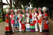 云南各民族服饰文化特点与传承保护-深入了解多元文化魅力