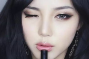 单品彩妆，轻松打造个性妆容-选择与搭配指南