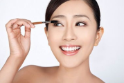 儿童彩妆盘选购指南与使用技巧解析