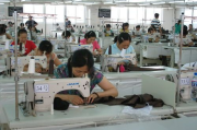 服装厂招工难题，缝纫工招聘策略解析