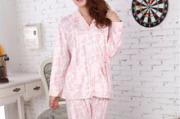 女式开襟睡衣挑选与保养攻略-舒适睡眠新选择