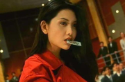 邱淑贞一脱成名，性感女神的香港电影传奇-成名背后解析
