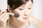 彩妆化妆视频教程，学生化妆入门的最佳选择-学习与实践指南