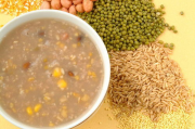 喝杂粮粥减肥瘦身,营养均衡与低热量饮食解析
