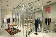 服装店名字创意汇编,免费资源与命名策略解析