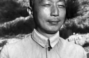 《建国大业》演员表-还原历史辉煌，铭记英雄人物