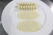 饺子2在地上做-家庭制作饺子指南