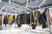 服装尾货批发，挖掘高性价比服装宝藏-选购技巧与风险规避