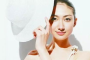 彩妆造型设计，打造个性化完美妆容-专业技巧与实用指南