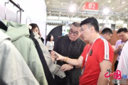 吴天服饰,传统工艺与现代时尚的融合-品牌特色解析