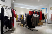 服装店照片大全图片,提升店铺吸引力-视觉营销策略解析
