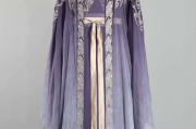 琉璃果服饰，时尚与品质的完美结合-品牌特色与选购指南