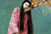 红海行动2中美女角色的魅力展现-电影深度解析