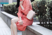 女士瘦身连衣裙,打造完美身形-选购与搭配指南