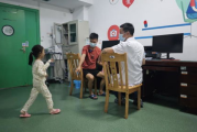 小孩休闲服饰挑选指南-舒适与时尚兼具的解决方案