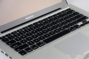 18至19岁学生日本购买MacBook全攻略-价格、配置与选购技巧