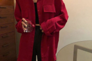 红色衬衫挑选指南-不同款式与搭配解析