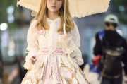 lolita服饰图片,时尚风格解析-独特服饰搭配指南